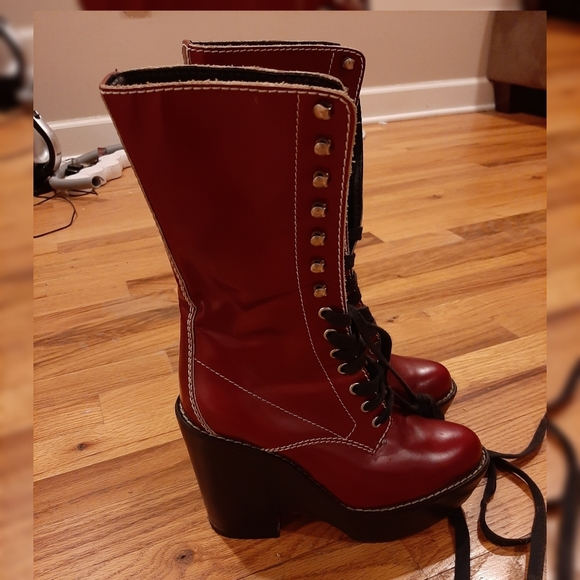 Chloe Platform Boots - Picture 4 of 11